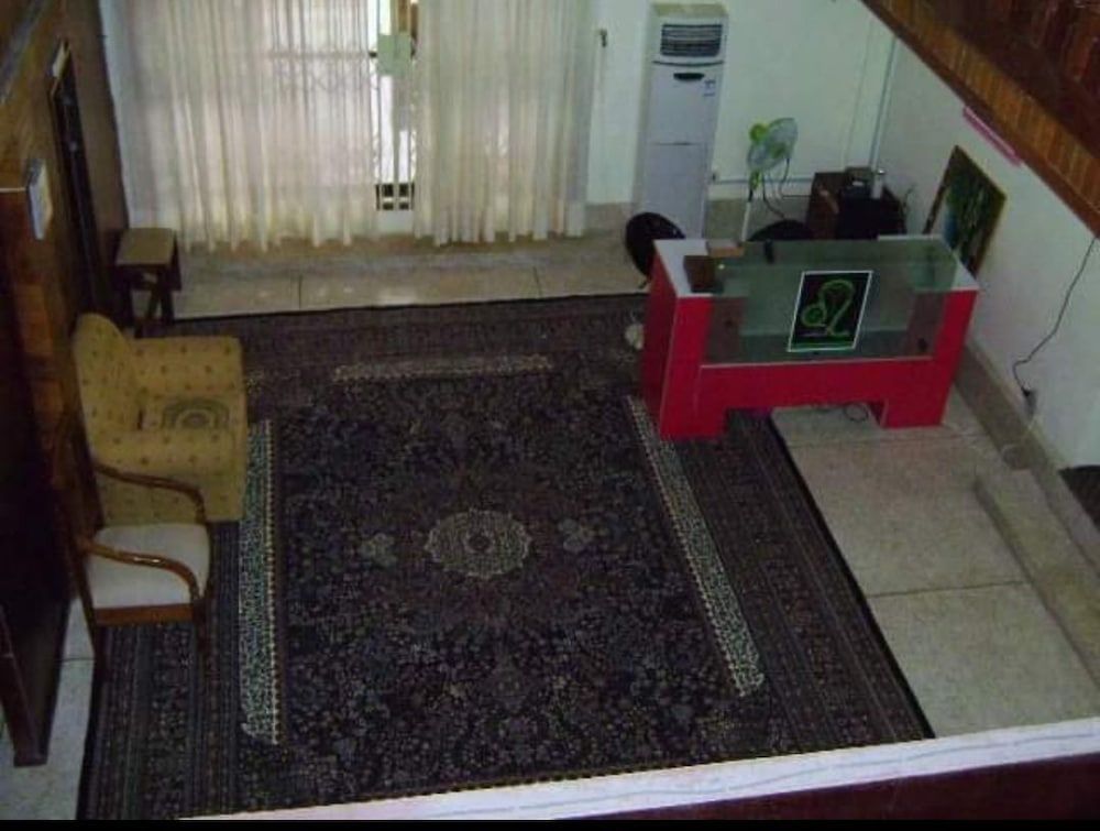 East Airport Guesthouse 2