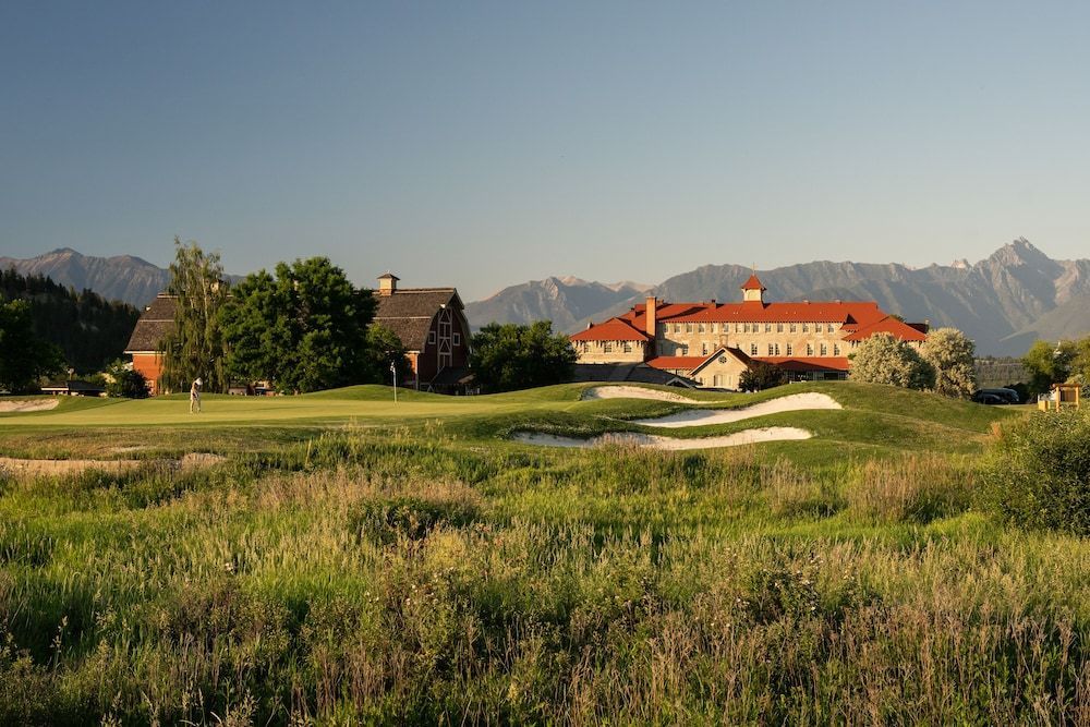 St. Eugene Golf Resort & Casino 1