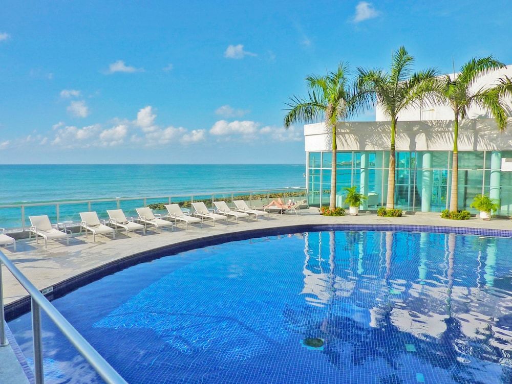 Apartamentos | Frente al Mar + Primera Linea de Playa | Piscina TOP 1