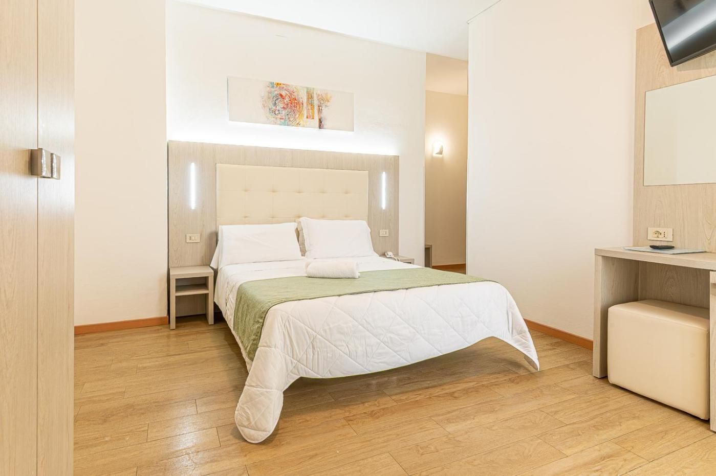 Hotel Corinna 2