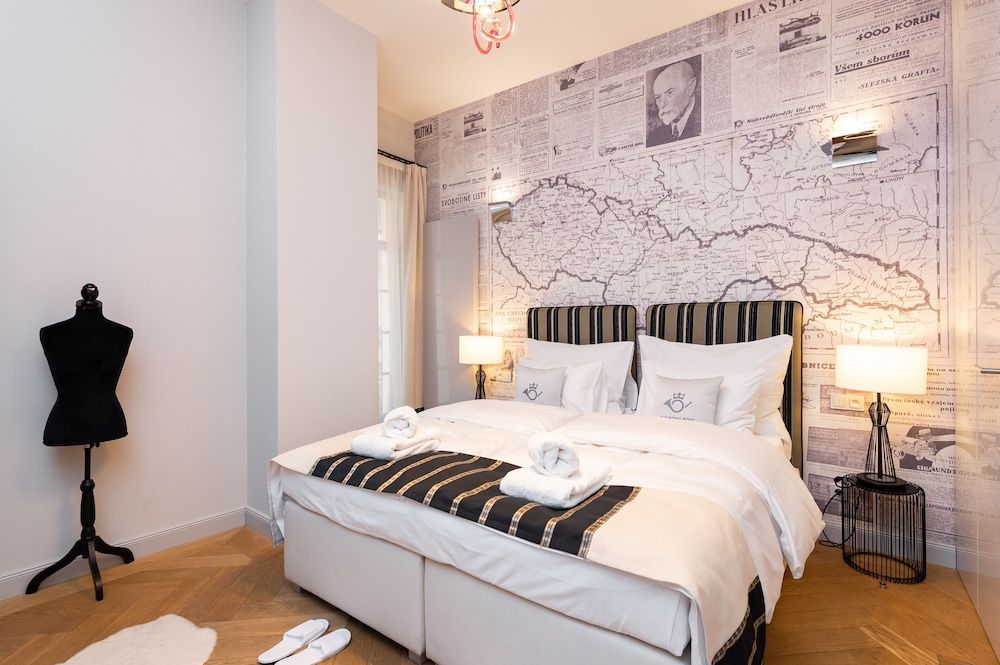 Old Royal Post Boutique Hotel & Premium Suites 1