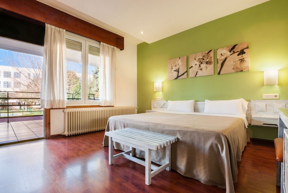 Hotel Los Olivos 1