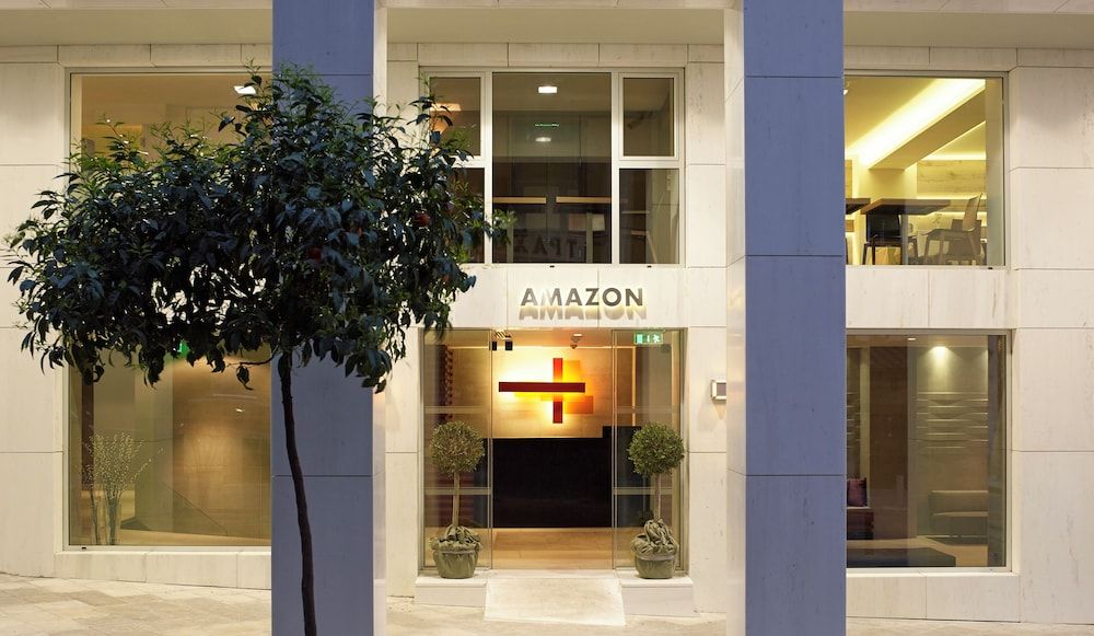 Amazon Hotel 1
