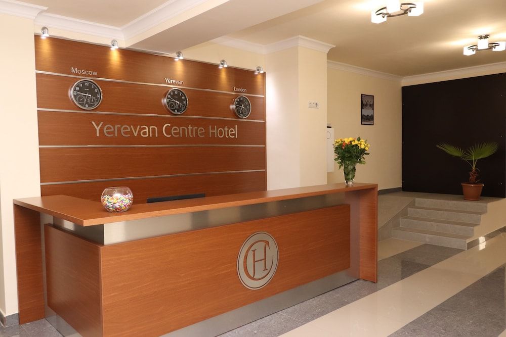 Yerevan Centre Hotel 2