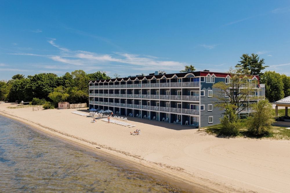 Bayshore Resort 1