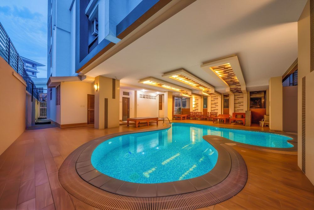 Tycoon Holiday Hotel 1