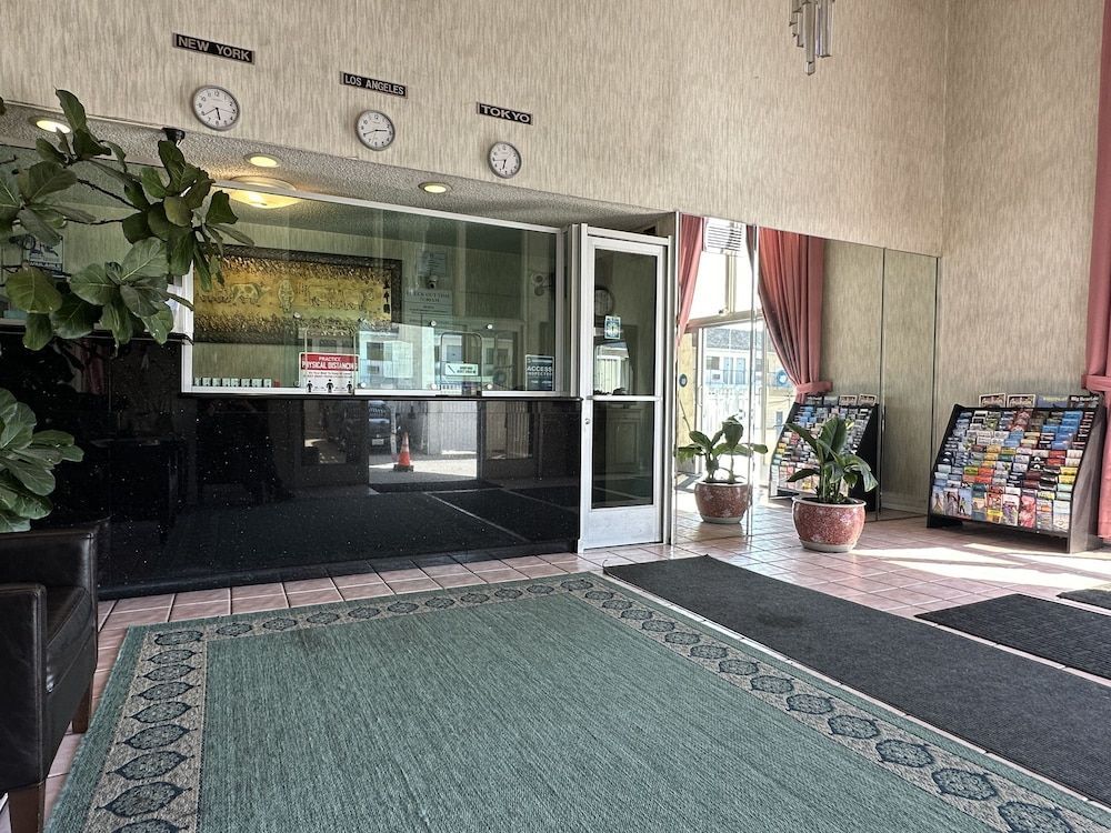 Garden Grove Inn 2