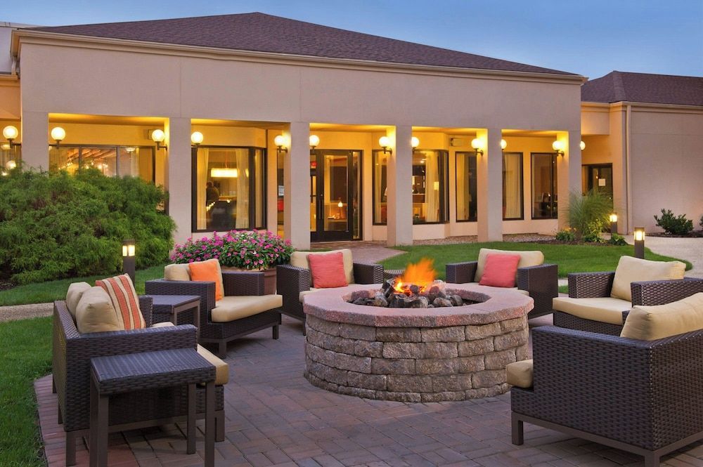Courtyard by Marriott Mt. Laurel 1
