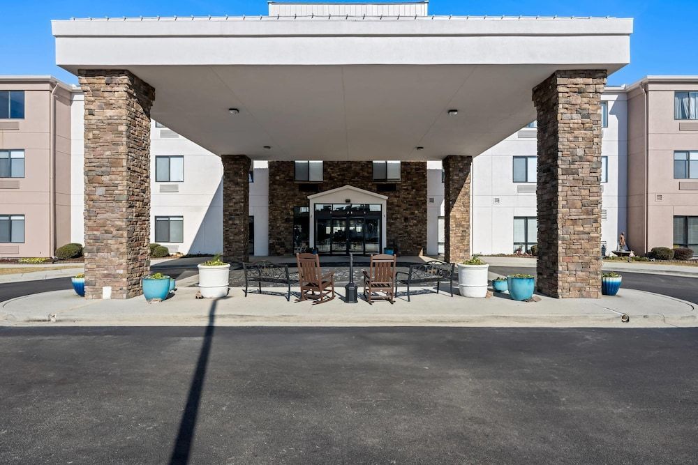 Comfort Suites Cullman I-65 Exit 310 1