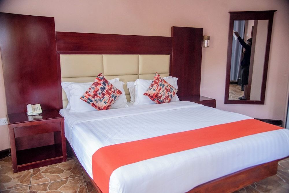 Chamba Valley Exotic Hotel 1