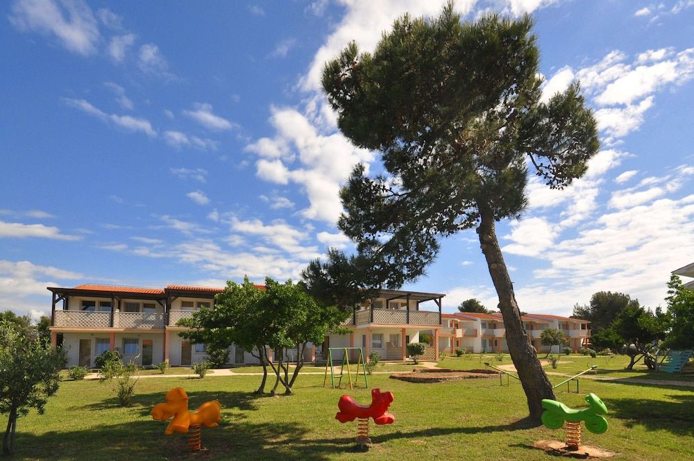 Kazela Apartments 1
