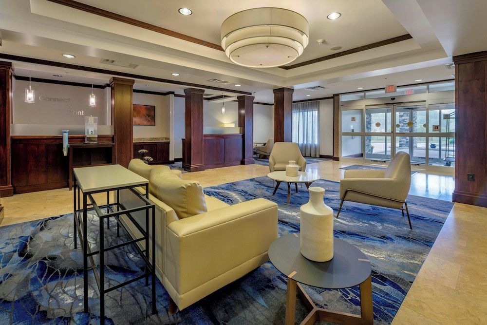 Fairfield Inn & Suites by Marriott Slippery Rock 2