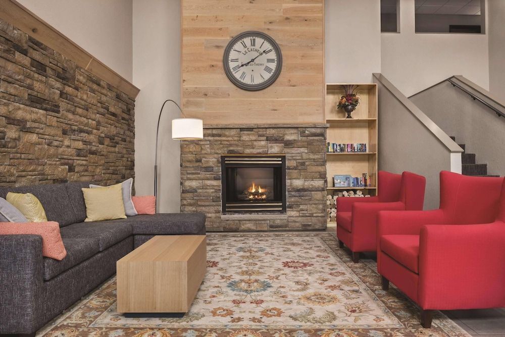 Country Inn & Suites by Radisson, Cottage Grove, MN 2