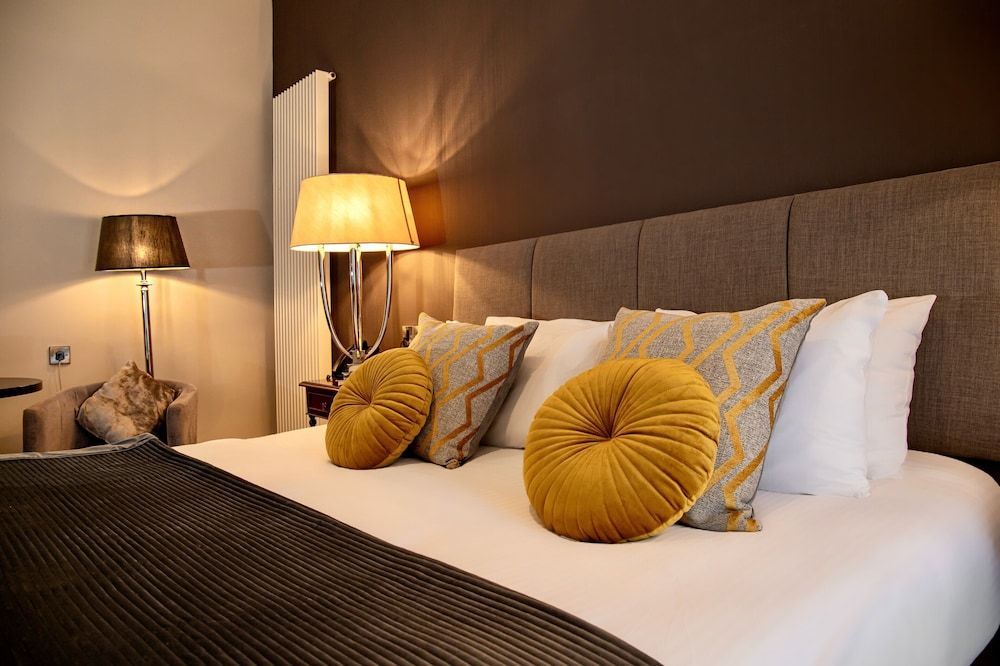 The Enniskillen Hotel and Motel 1