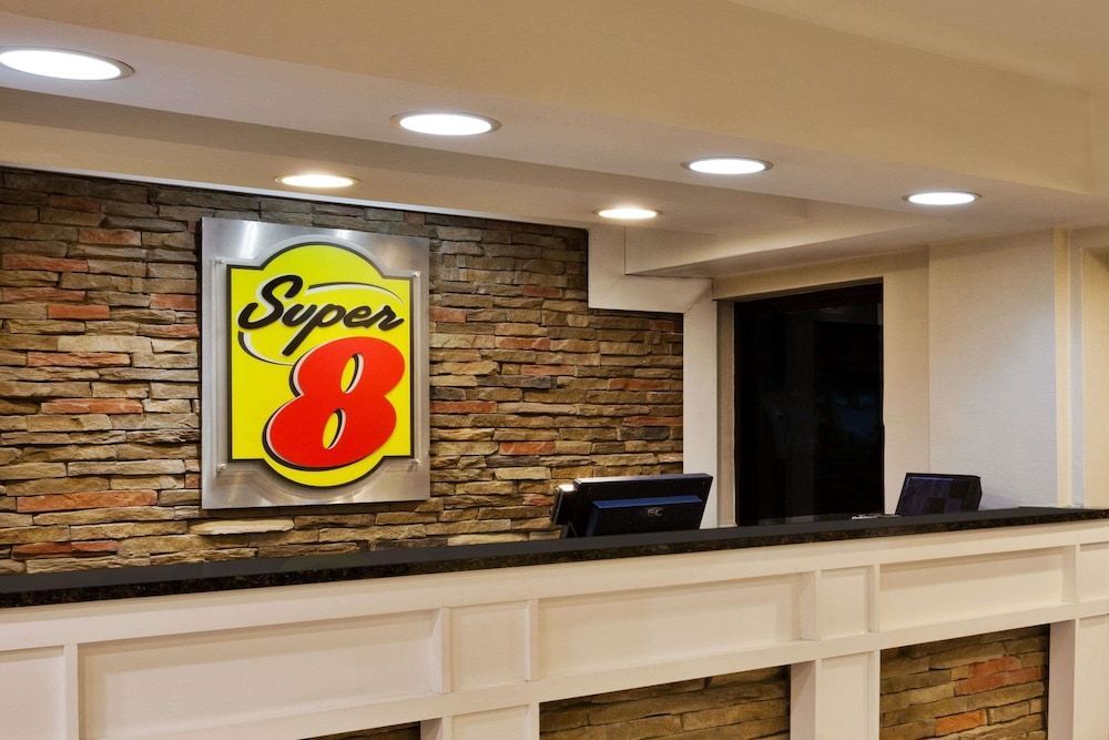 Super 8 by Wyndham Ringgold Chattanooga Area 2
