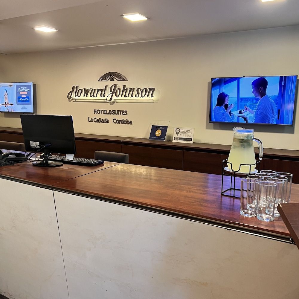 Howard Johnson by Wyndham Córdoba La Cañada 2