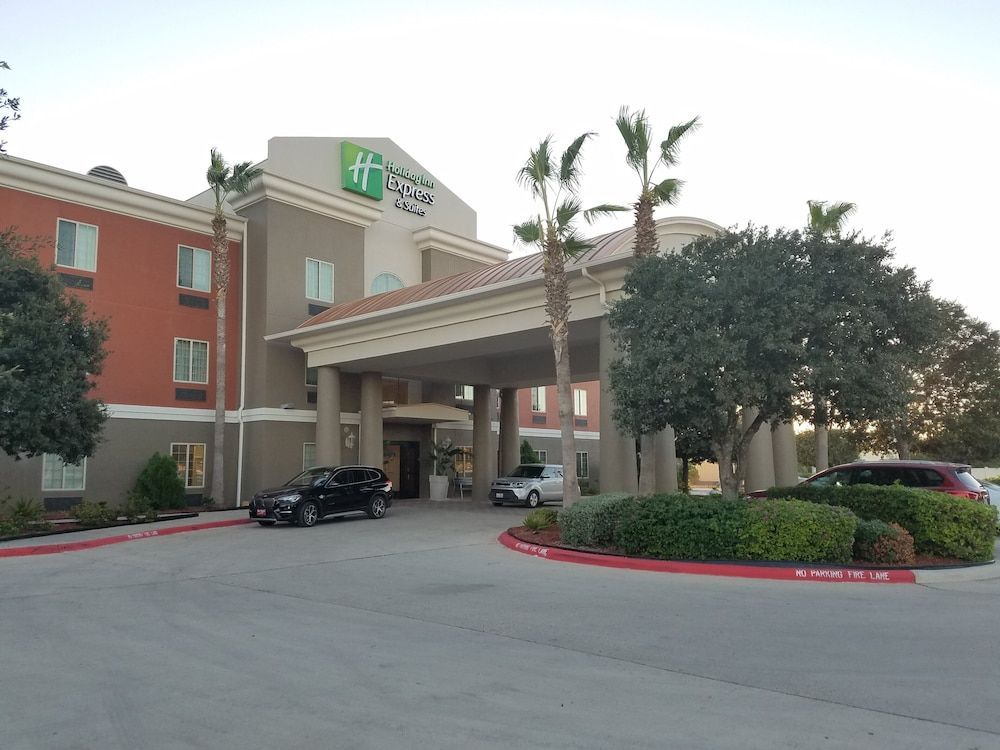 Holiday Inn Express & Suites RIO GRANDE CITY by IHG 1