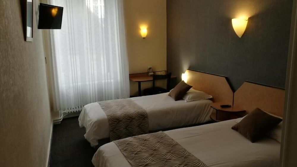 Nouvel Hotel 2