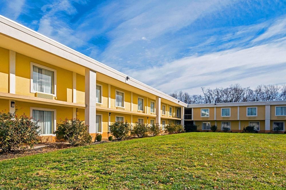 Quality Inn & Suites Hagerstown 1