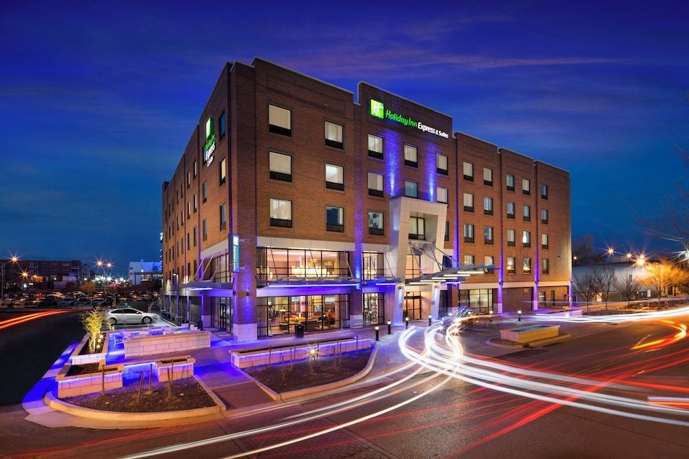 Holiday Inn Express & Suites OKLAHOMA CITY DWTN - BRICKTOWN by IHG 1