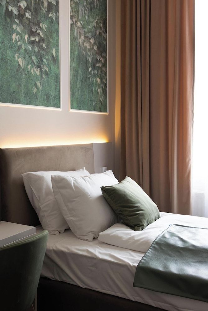 Hotel AVKA Vienna 1