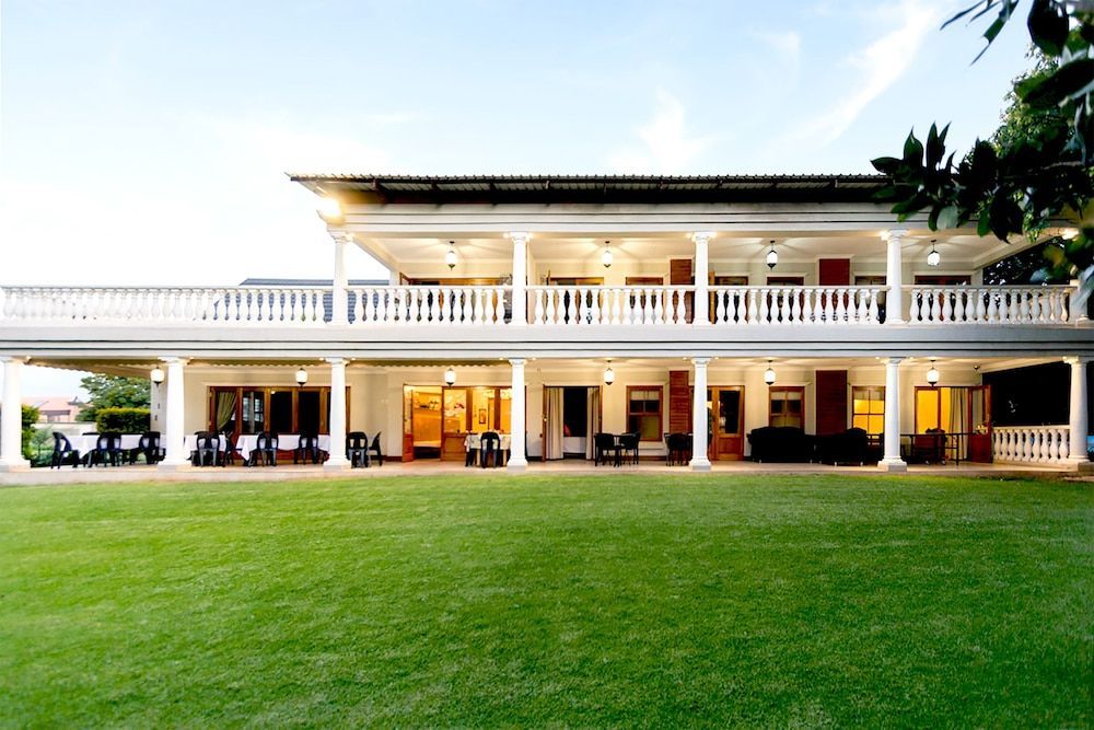 OR Tambo Guest House 1