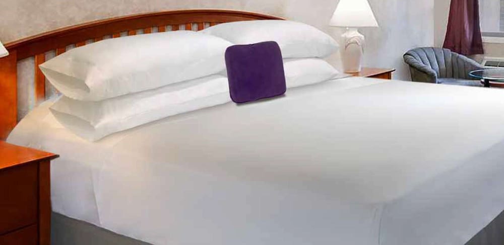 Knights Inn Arnprior 2