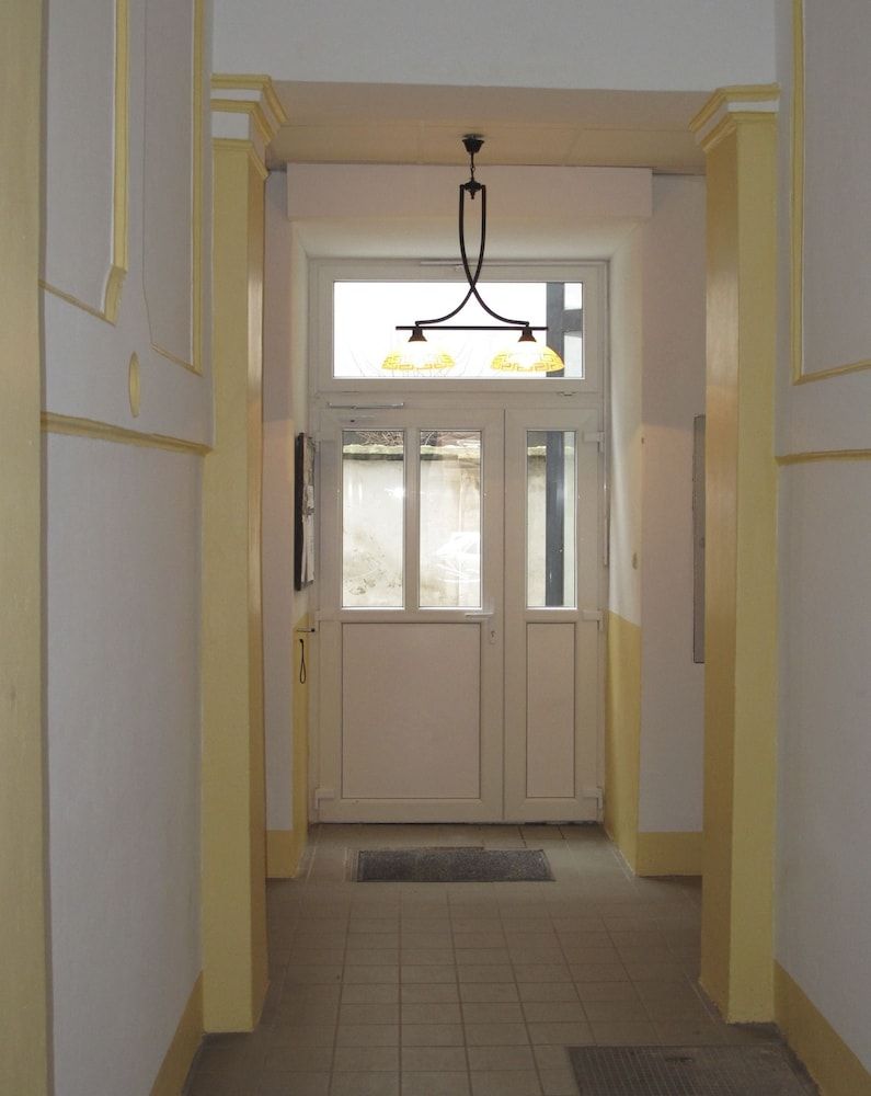 Old Vienna Apartments 2