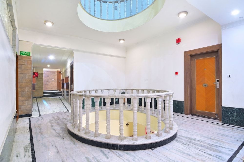 Hotel Hari Piorko - New Delhi Railway Station 2