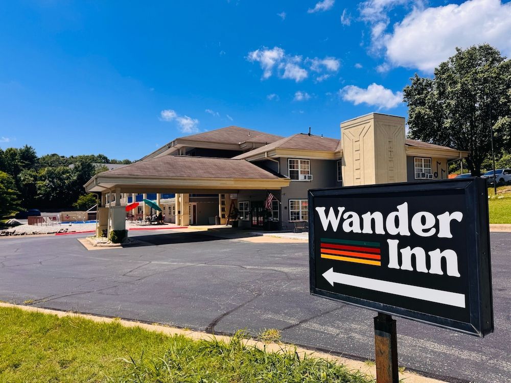 Wander Inn 1