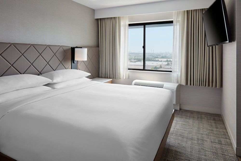 Delta Hotels by Marriott Toronto Markham 2