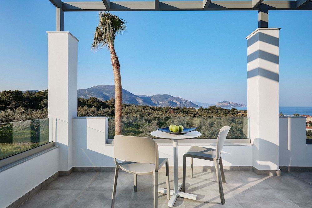 Quattro Luxury Boutique Suites 1