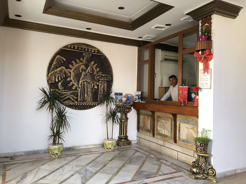 Hotel Karyatit Kaleici 2