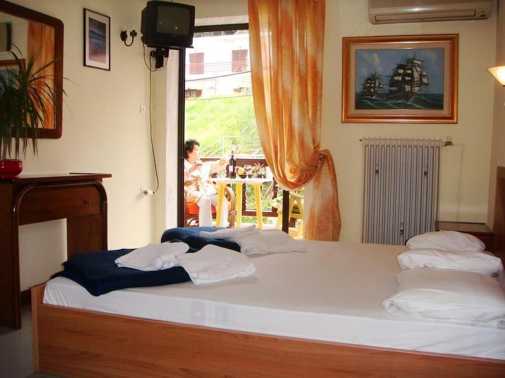Welcome To Hotel ,,petunia,, In Neos-marmaras,xalkidiki ,greece,in Para18dise 2