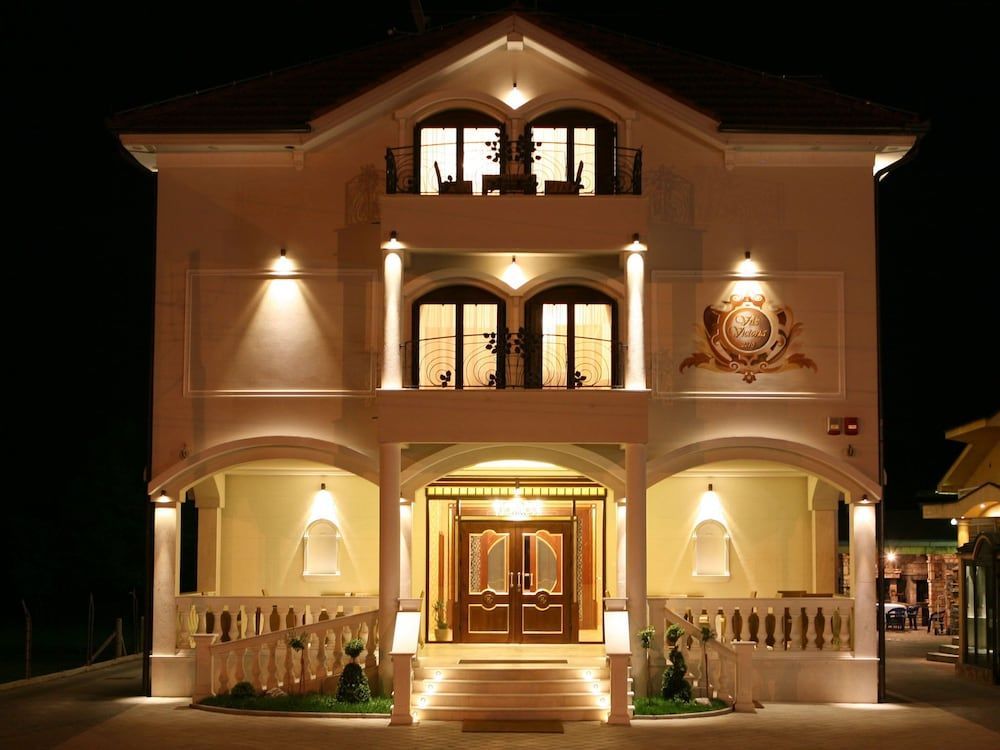 Hotel Villa Viktorija 1