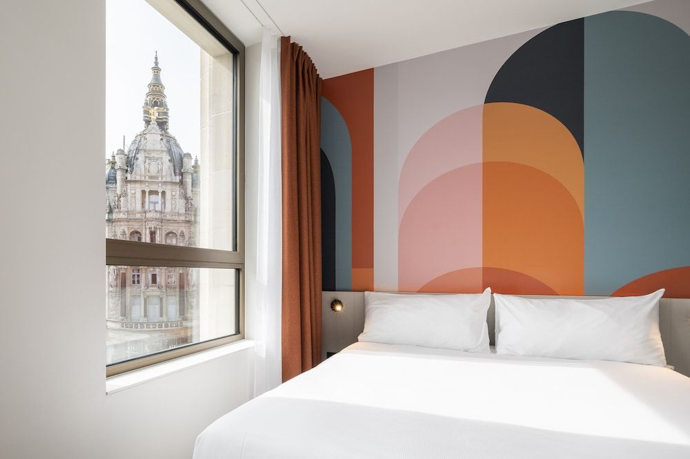 B&B HOTEL Antwerpen Centrum 1