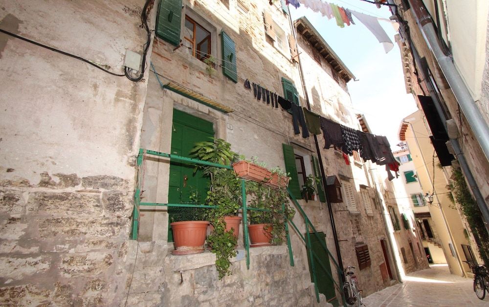 Apartments Milkana 1