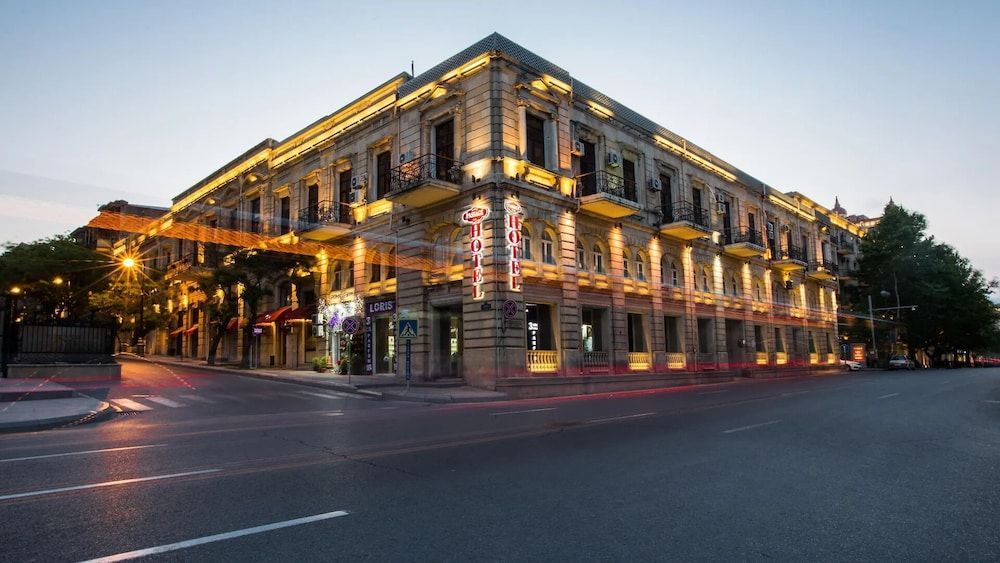 Pasage Hotel Baku 1