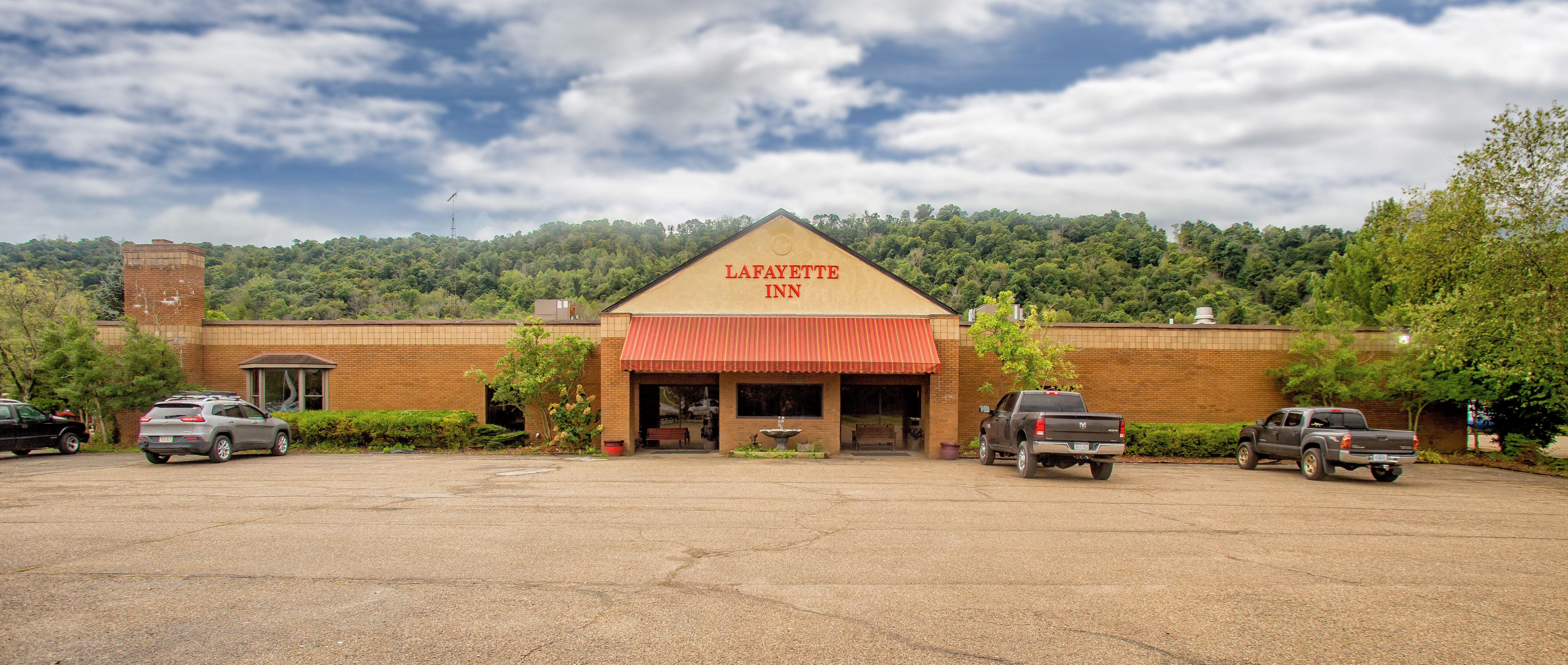 Lafayette Inn 1