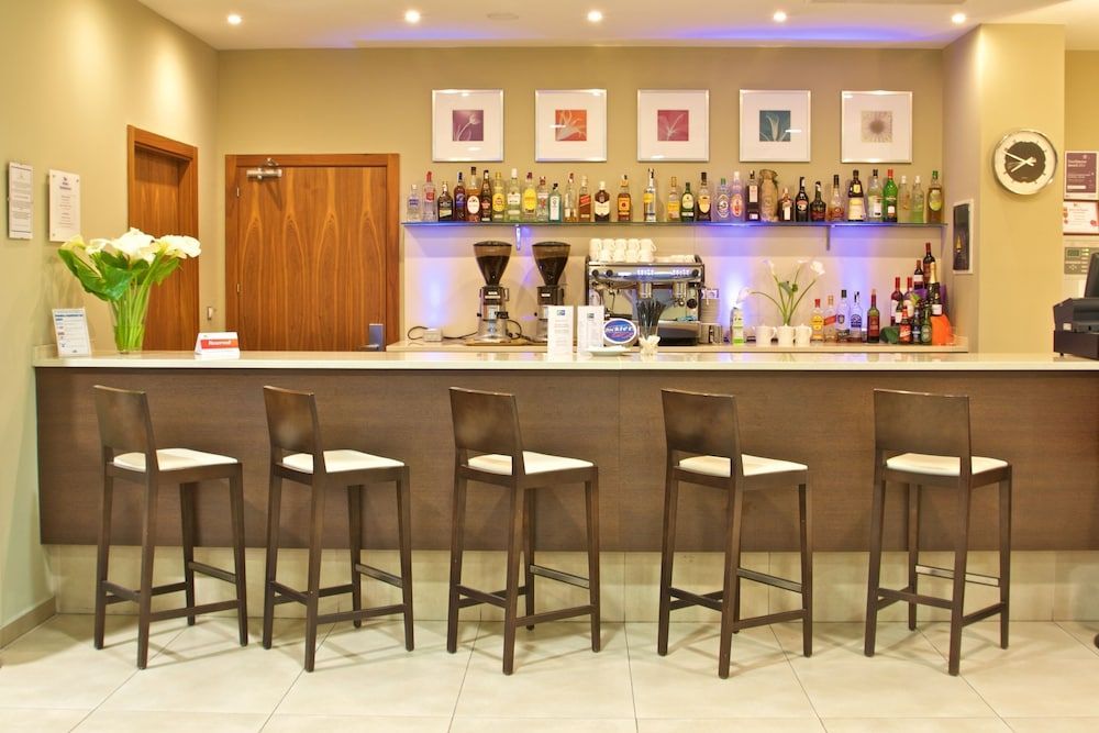 Holiday Inn Express CAMPO DE GIBRALTAR - BARRIOS by IHG 2