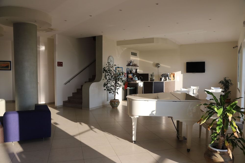 Hotel Celeste 2