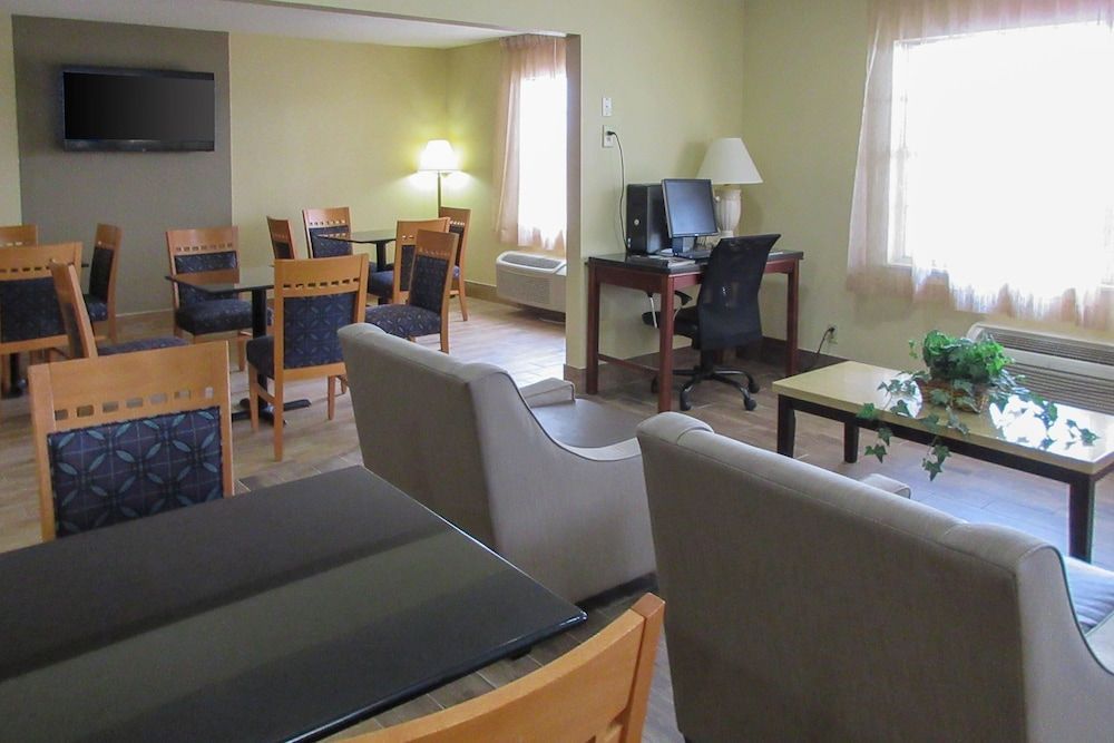 Quality Inn Williamston 2