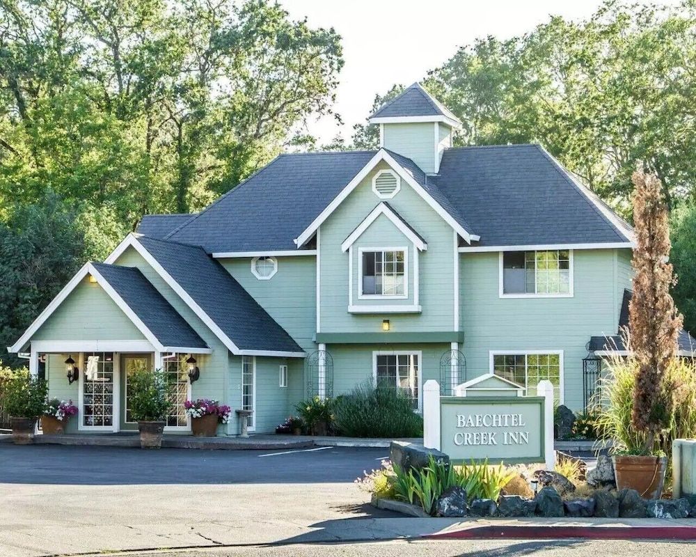 Baechtel Creek Inn 2