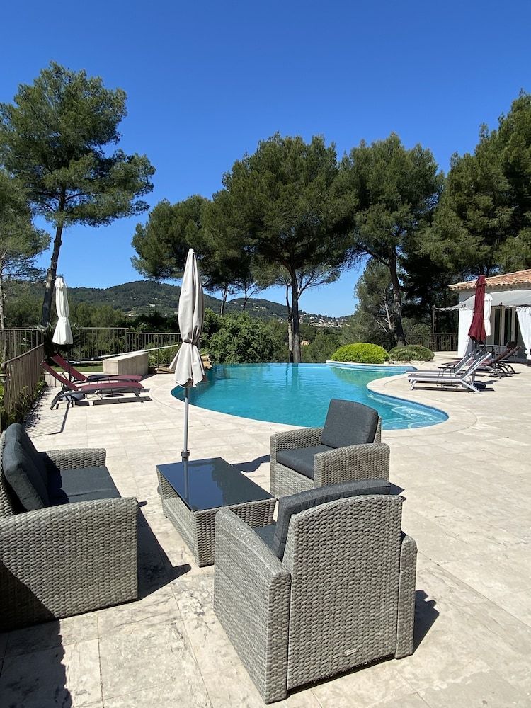 une Pause en Provence 1