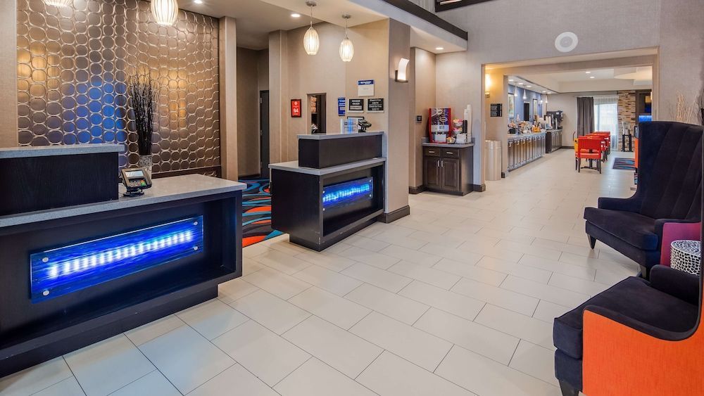 Best Western Plus Ardmore Inn & Suites 2