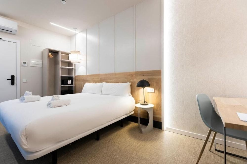 URBAIA ROOMS 2