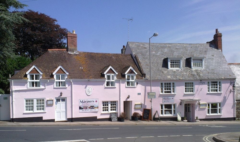The Mariners Hotel 1