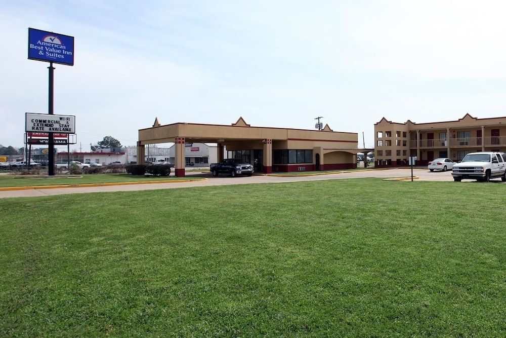 Americas Best Value Inn and Suites Greenwood 1