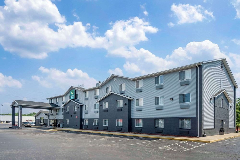Quality Inn & Suites Delaware South 1
