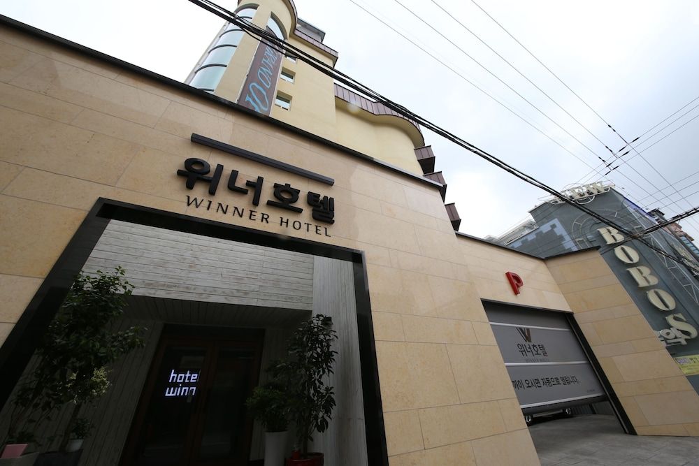 Winner Hotel 1